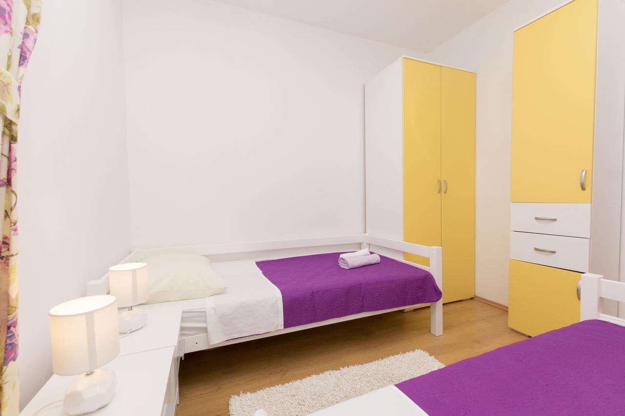 Apartment Petea Omiš Rum bild